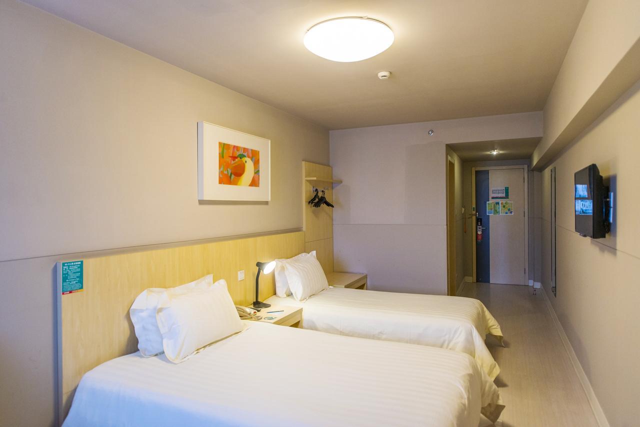Jinjiang Inn Kunshan Renming Road West Street Bagian luar foto